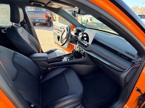 Used 2026 Jeep Compass Trailhawk image 12