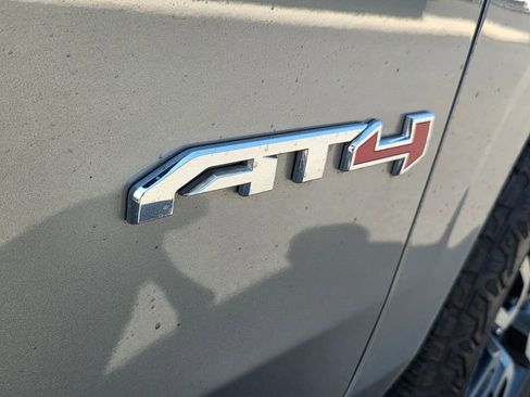 Used 2024 GMC Yukon AT4 w/ Technology Package AWD/4WD image 4