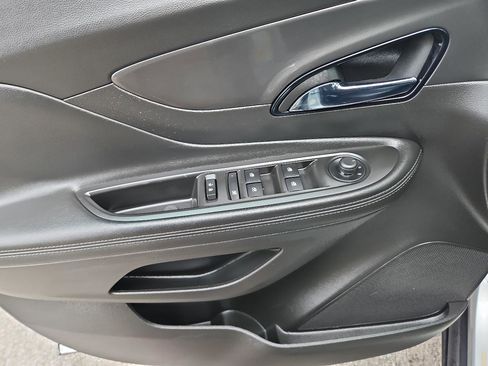 Used 2018 Buick Encore Preferred AWD/4WD image 14