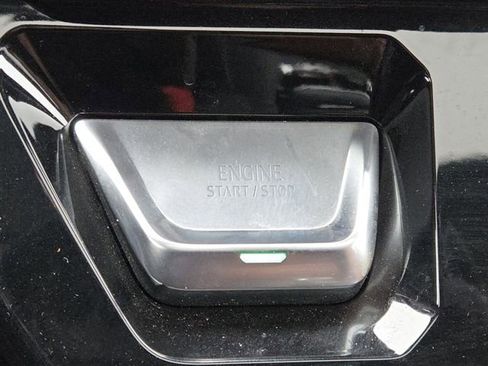 Used 2024 GMC Sierra 1500 Denali Ultimate image 18