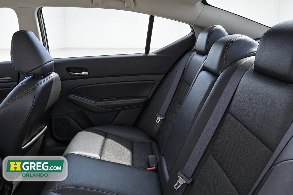 Used 2021 Nissan Altima 2.5 SR FWD image 10