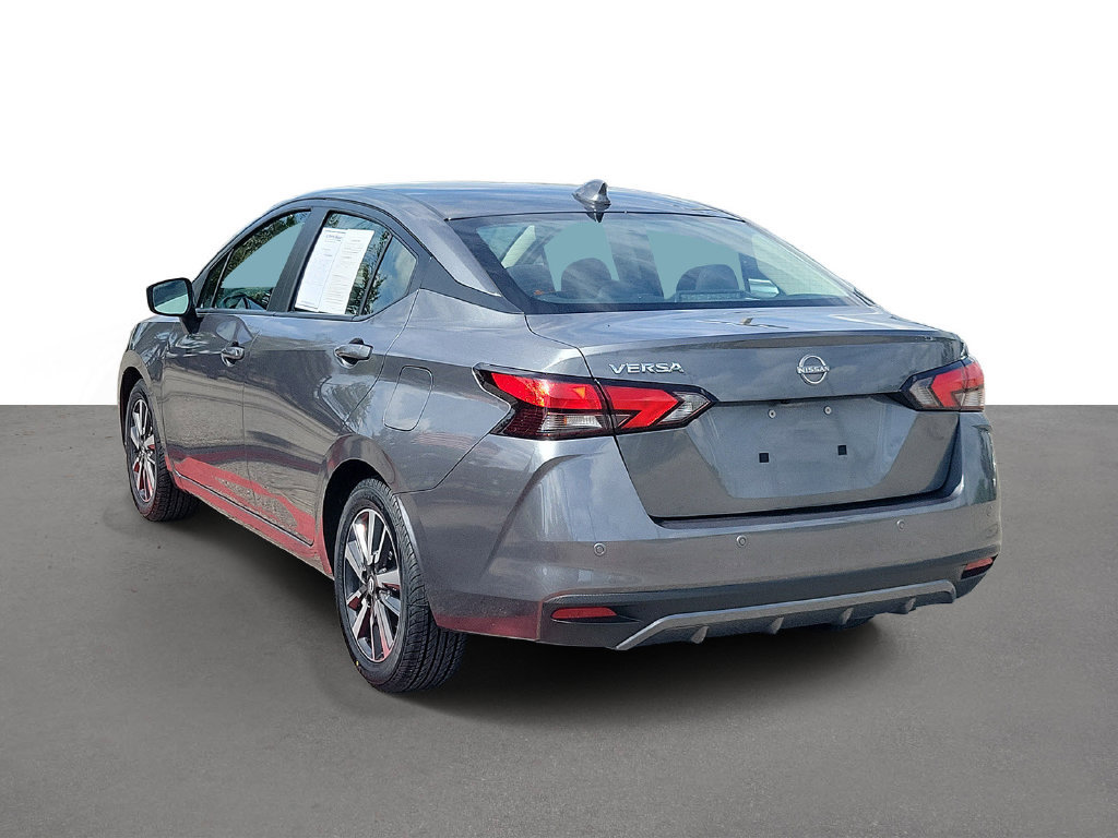 Used 2025 Nissan Versa SV FWD image 4