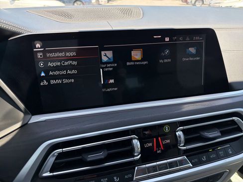 Used 2022 BMW X7 xDrive40i w/ M Sport Package AWD/4WD image 30