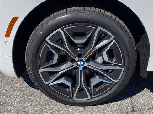 New 2026 BMW iX xDrive45 image 8