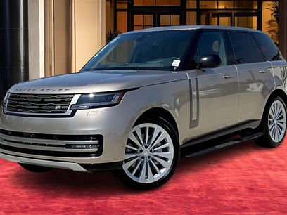 New 2025 Land Rover Range Rover SE