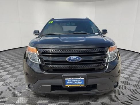 Used 2014 Ford Explorer XLT w/ Equipment Group 202A AWD/4WD image 14