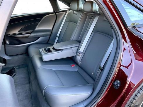 Used 2024 Lucid Air Touring image 25