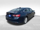 Used 2022 Chevrolet Malibu LT image 4