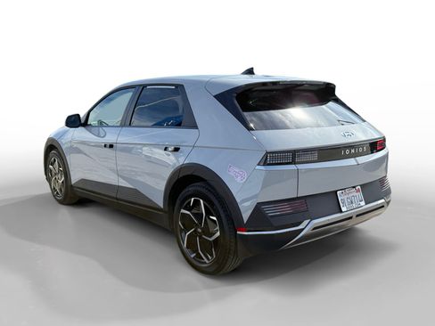 Certified 2024 Hyundai Ioniq 5 SEL image 3