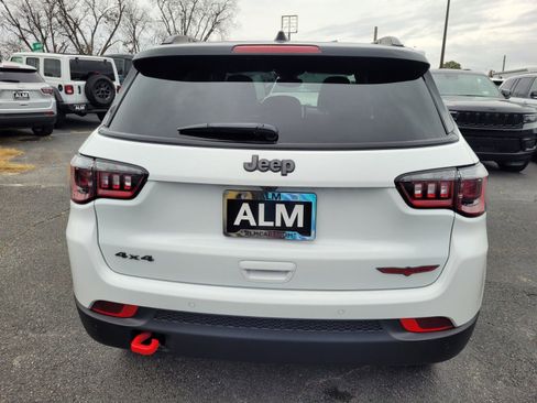 New 2026 Jeep Compass Trailhawk w/ Sun, Sound & Navigation Group image 7