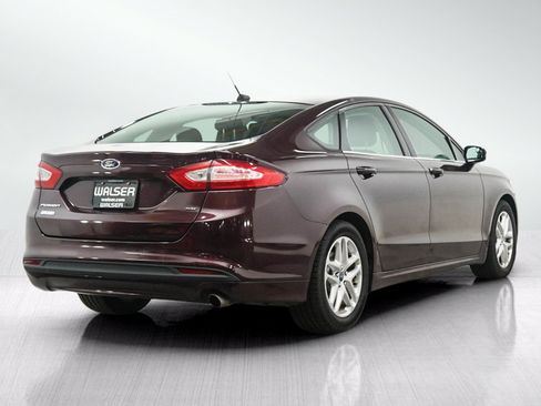 Used 2013 Ford Fusion SE FWD image 5
