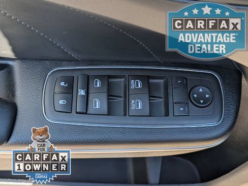 Used 2022 Dodge Charger SXT w/ Plus Group RWD image 15