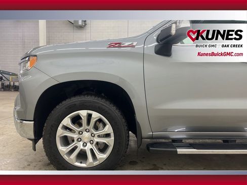 Used 2024 Chevrolet Silverado 1500 LTZ AWD/4WD image 12