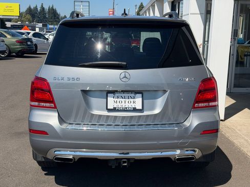 Used 2015 Mercedes-Benz GLK 350 4MATIC image 4