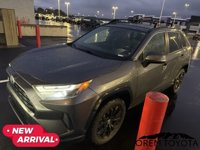 Used 2022 Toyota RAV4 SE w/ Convenience Package AWD/4WD image 17