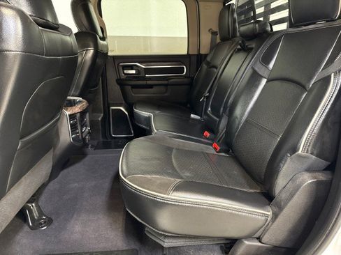 Used 2020 RAM 3500 Laramie image 37