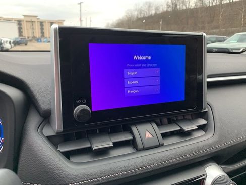 Used 2023 Toyota RAV4 XLE image 20