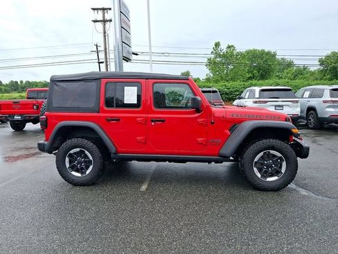 Used 2022 Jeep Wrangler Unlimited Rubicon w/ Steel Bumper Group AWD/4WD image 9