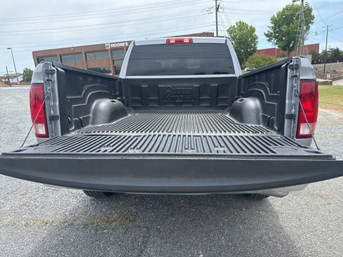 Used 2024 RAM 1500 Classic SLT AWD/4WD image 33