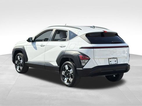 Used 2024 Hyundai Kona SEL AWD/4WD image 5