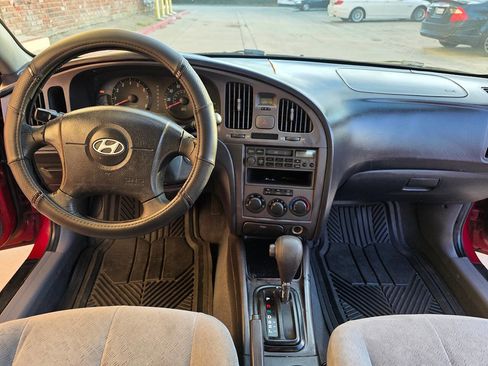 Used 2005 Hyundai Elantra GLS image 8