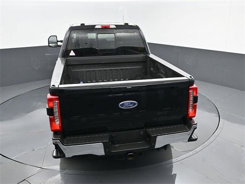 Used 2023 Ford F250 Lariat w/ FX4 Off-Road Package image 27