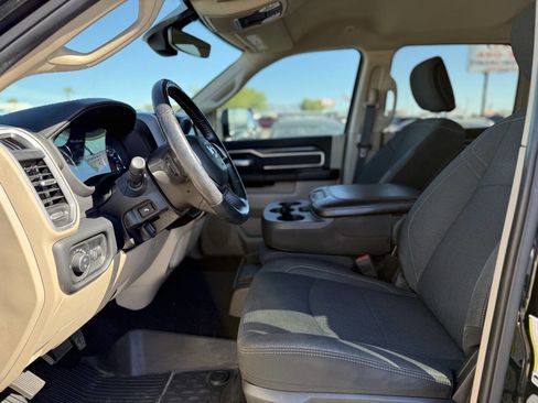 Used 2019 RAM 2500 Big Horn image 9
