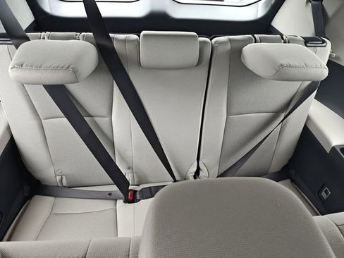 Used 2025 Toyota Grand Highlander FWD image 29