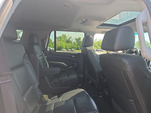 Used 2018 Chevrolet Tahoe LT AWD/4WD image 10
