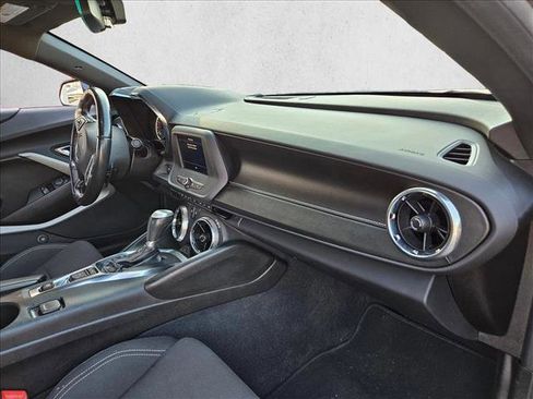Used 2022 Chevrolet Camaro LT image 23