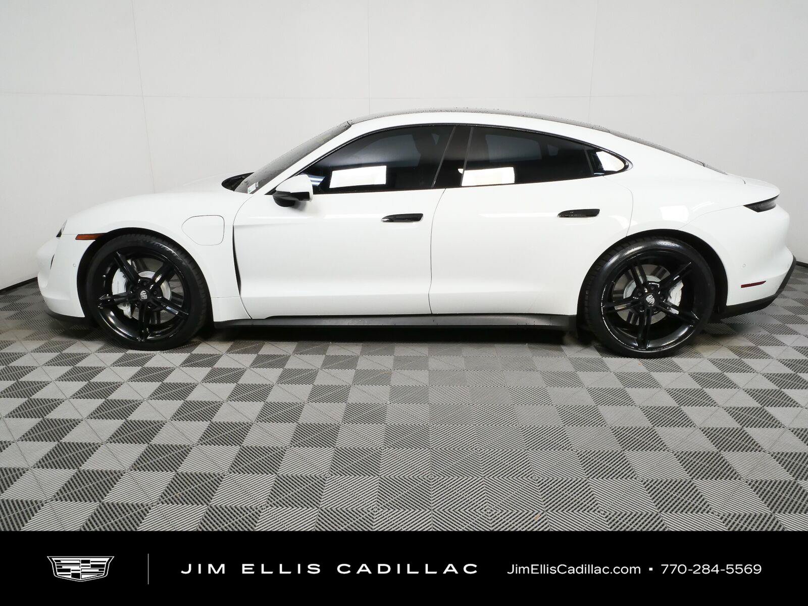 Used 2022 Porsche Taycan 4S AWD/4WD image 28
