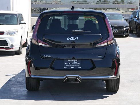 Used 2023 Kia Soul GT-Line FWD image 4