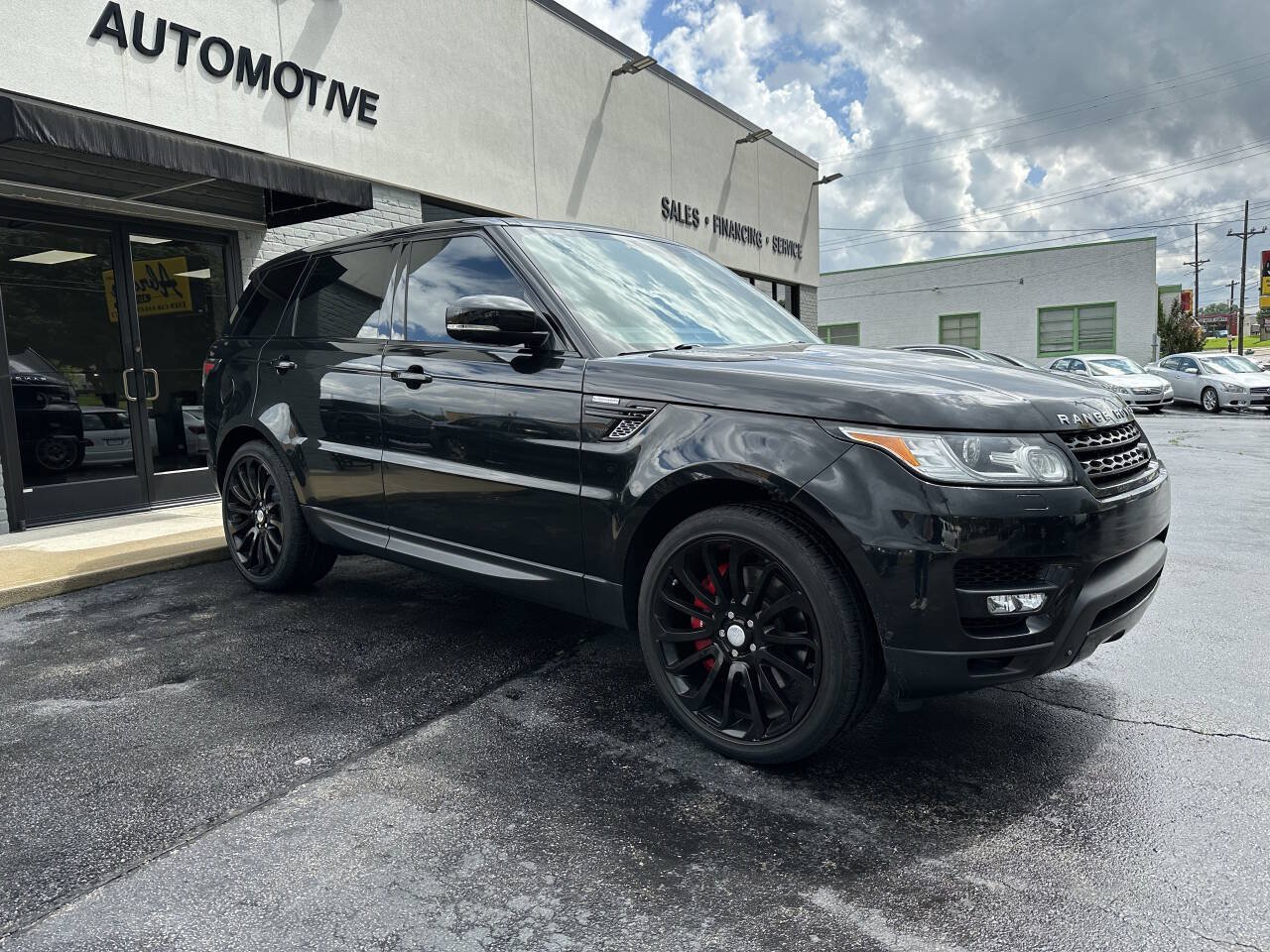 Used 2015 Land Rover Range Rover Sport Supercharged AWD/4WD image 2