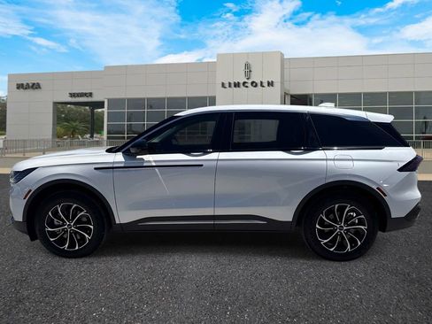 New 2026 Lincoln Nautilus Premier AWD/4WD image 6