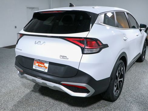 Used 2023 Kia Sportage EX FWD image 7