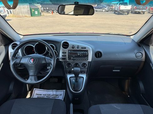 Used 2007 Pontiac Vibe w/ Sun And Sound Package image 21