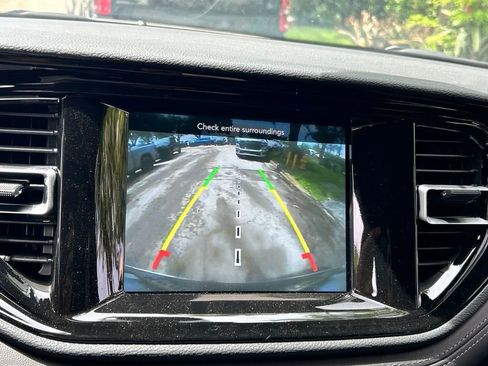 New 2024 Dodge Durango SXT w/ 3rd Row Seating Group image 14