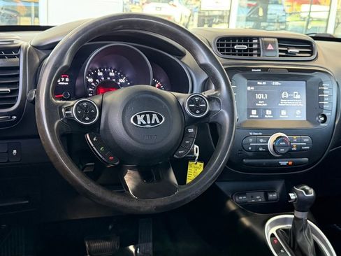 Used 2019 Kia Soul + FWD image 30