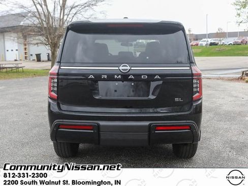 New 2025 Nissan Armada SL w/ Captain's Chari Seat Package image 5