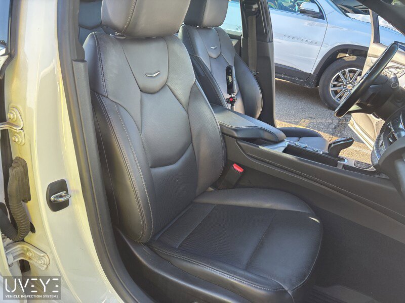 Used 2023 Cadillac CT5 Luxury AWD/4WD image 7
