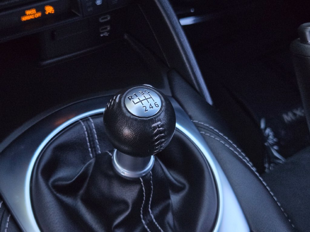 Certified 2025 MAZDA MX-5 Miata RF Club RWD image 20