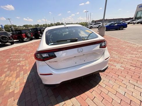 Certified 2025 Honda Civic Sport image 14