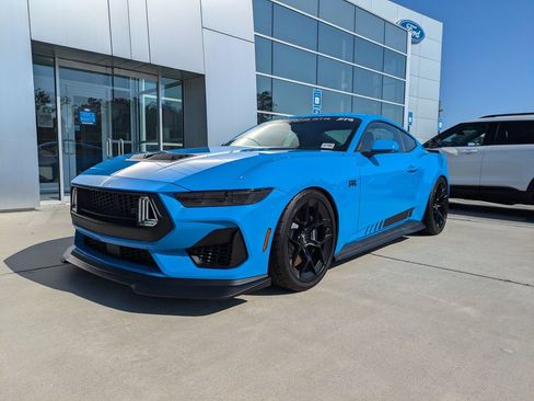 New 2026 Ford Mustang GT w/ GT Performance Package RWD image 8