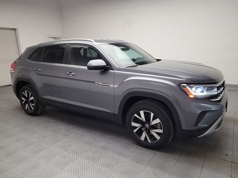 Used 2023 Volkswagen Atlas Cross Sport SE FWD image 11