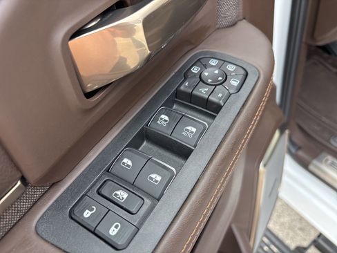 New 2026 RAM 2500 Limited image 12