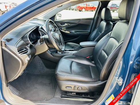 Used 2024 Chevrolet Malibu LT FWD image 3