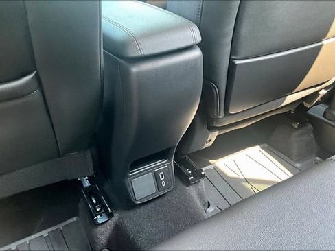 Used 2023 Buick Encore GX Preferred w/ Cold Weather Comfort Package AWD/4WD image 10