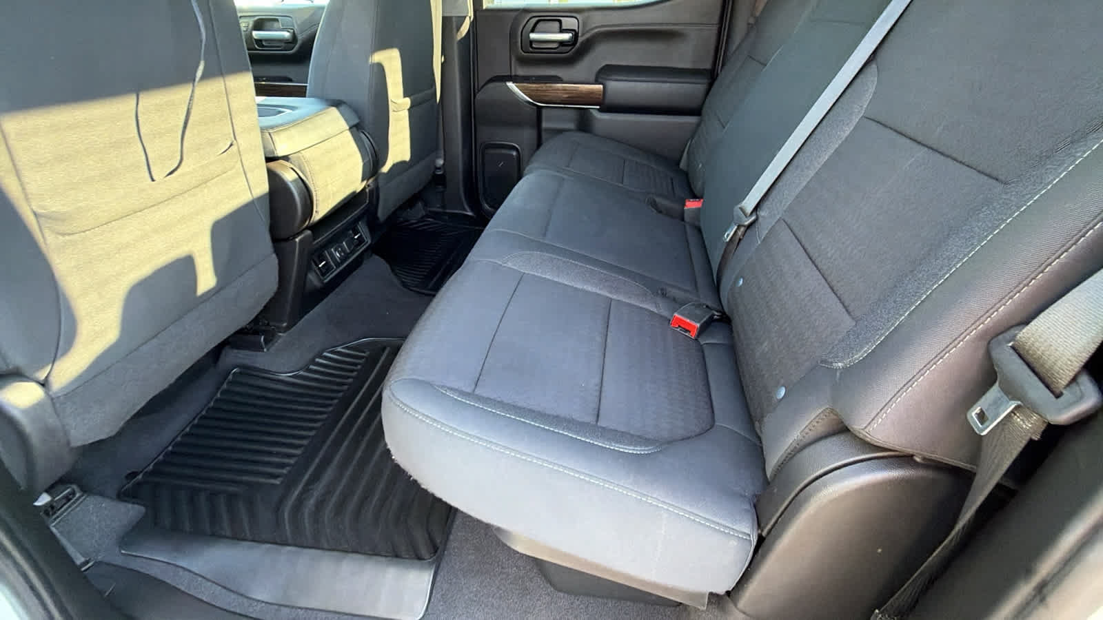 Used 2020 GMC Sierra 1500 SLE w/ SLE Value Package AWD/4WD image 24