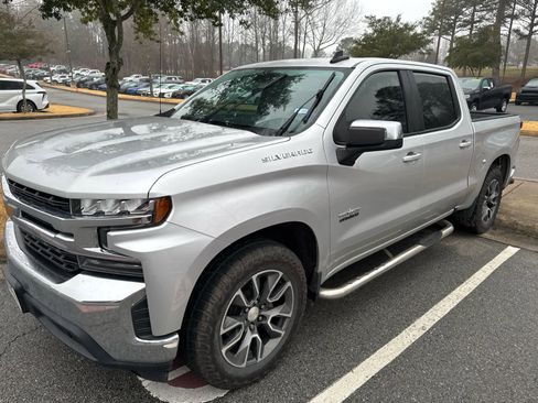 Used 2020 Chevrolet Silverado 1500 LT w/ Texas Edition image 7