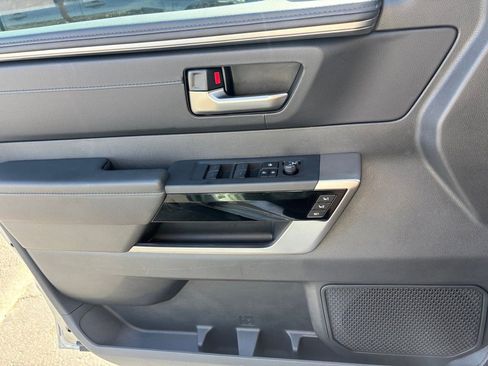 Used 2025 Toyota Tundra Limited image 24